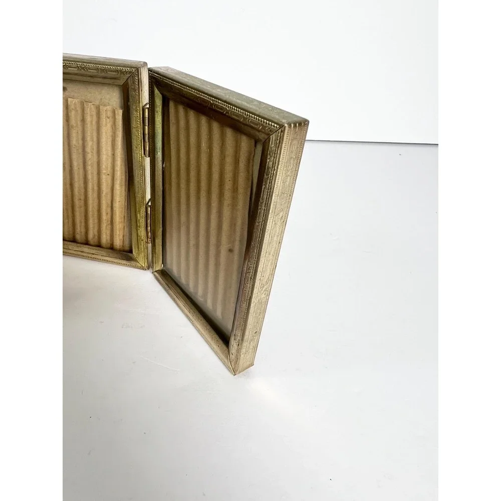 Vintage Gold Tone Trifold 3.5